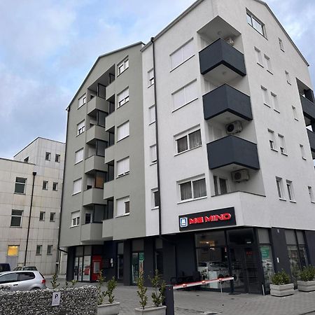 Lux Apartment III Prijedor Luaran gambar